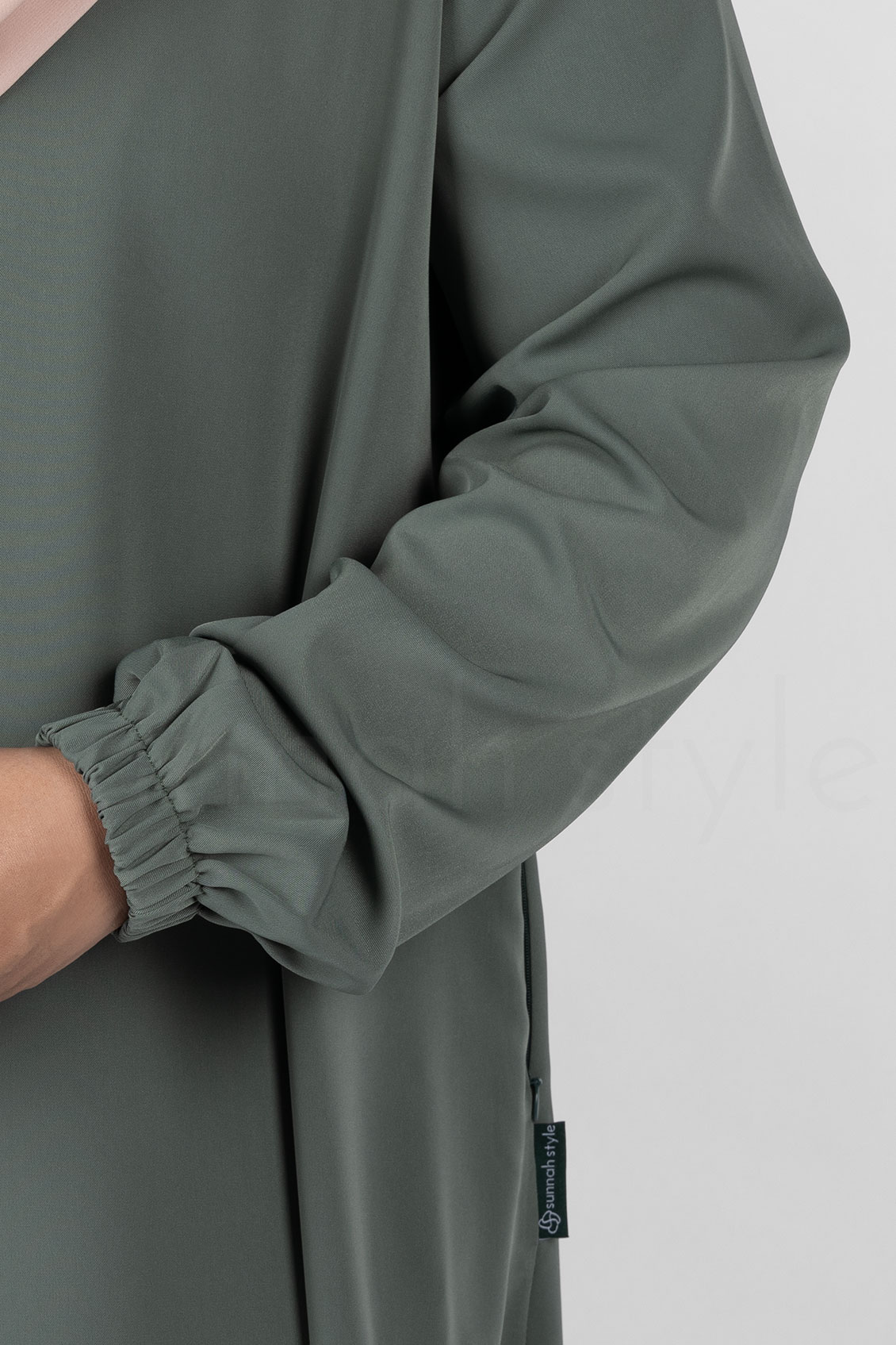 Sunnah Style Versa Stretch Cuff Abaya Thyme Green